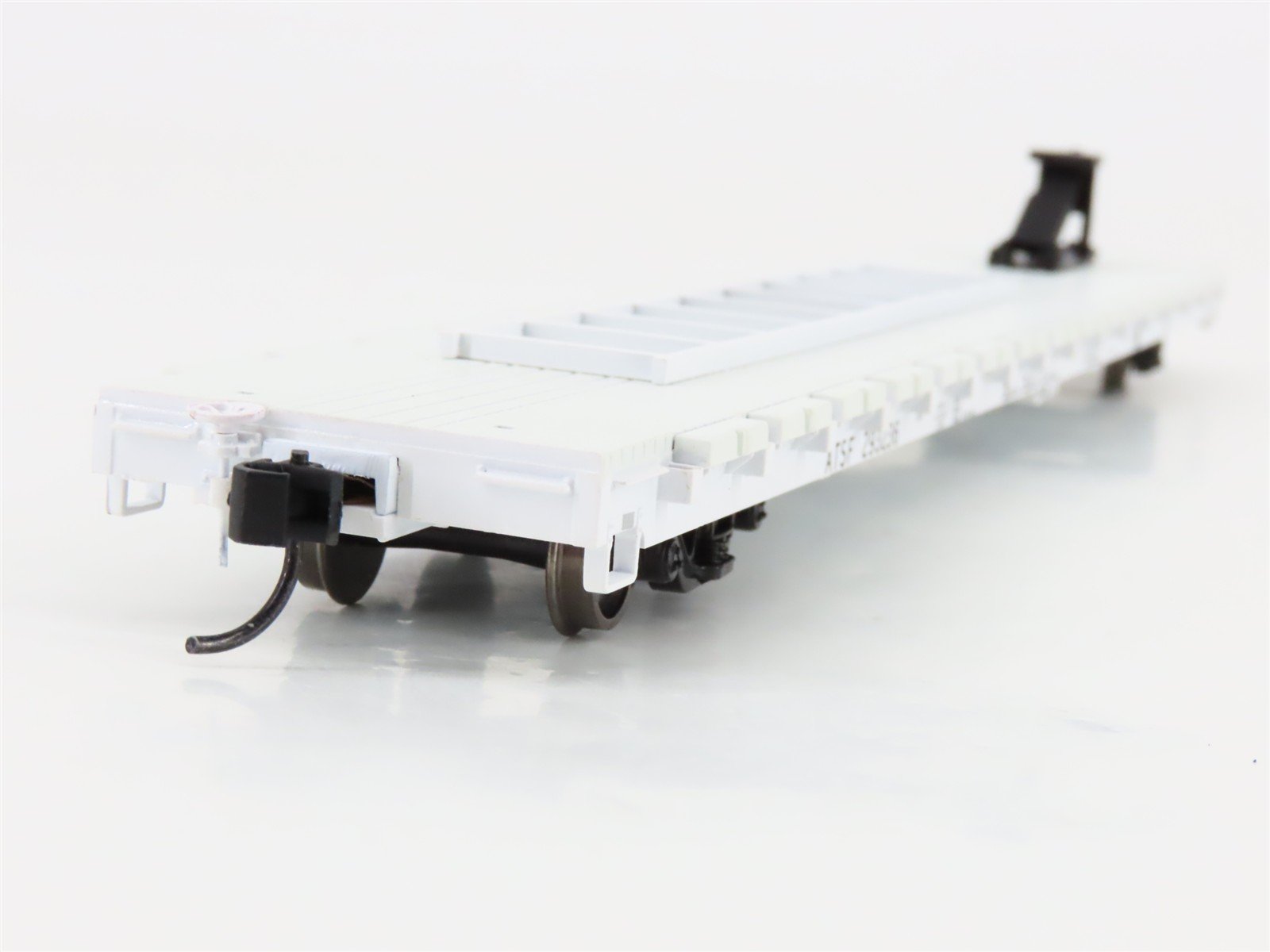 HO Scale Walthers Mainline 910-5301 ATSF Santa Fe Railroad 60' Flat Car #293236