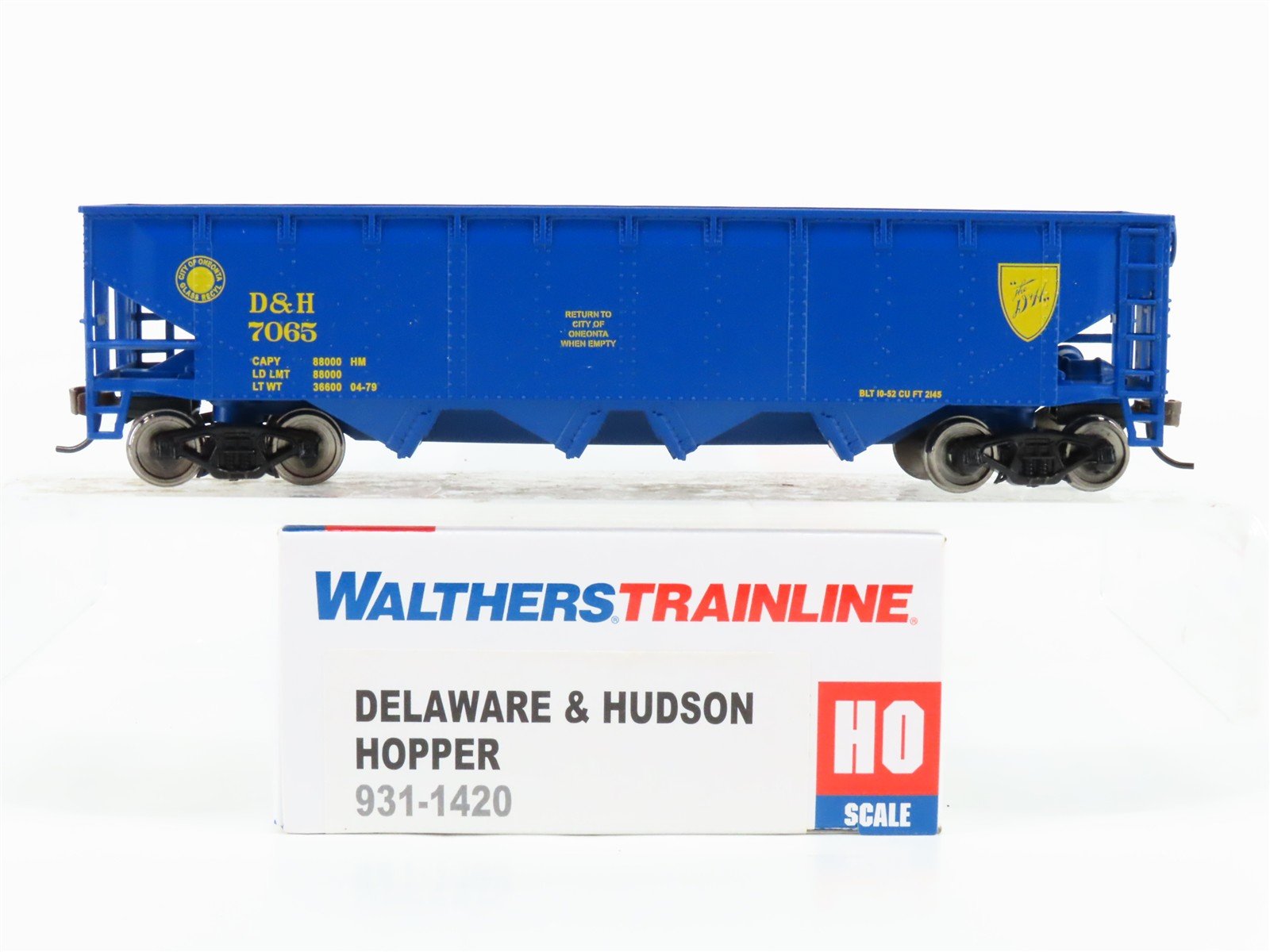 HO Scale Walthers Trainline 931-1420 D&H Delaware & Hudson 4-Bay Hopper #7065