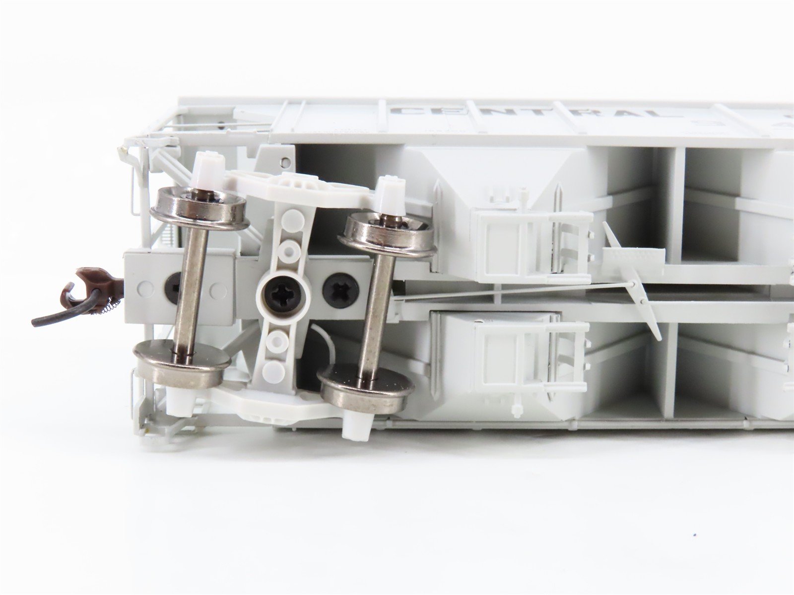 HO Scale Athearn 89024 CG Central of Georgia Railroad 3-Bay Covered Hopper #948