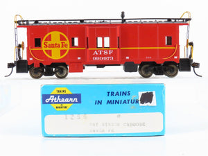 HO Scale Athearn 1286 ATSF Santa Fe Railroad Bay Window Caboose #999973