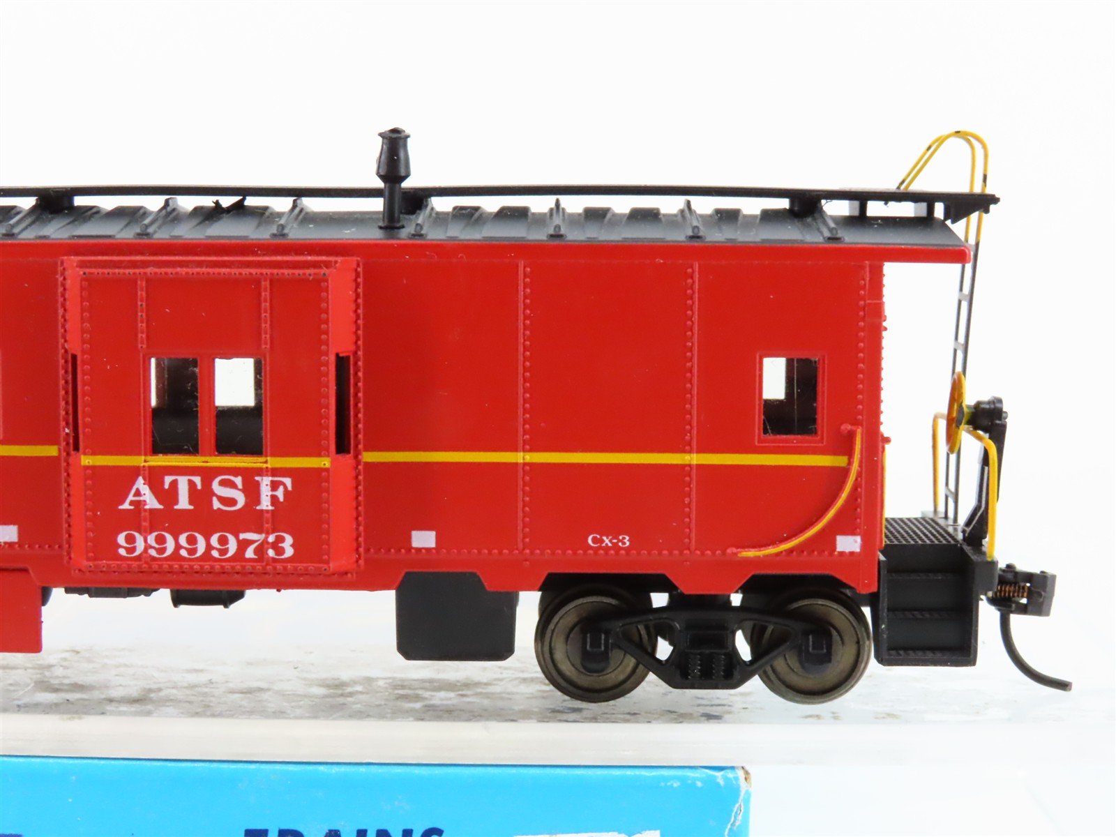 HO Scale Athearn 1286 ATSF Santa Fe Railroad Bay Window Caboose #999973