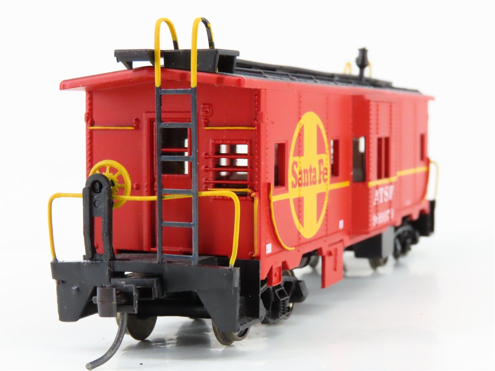 HO Scale Athearn 1286 ATSF Santa Fe Railroad Bay Window Caboose #999973