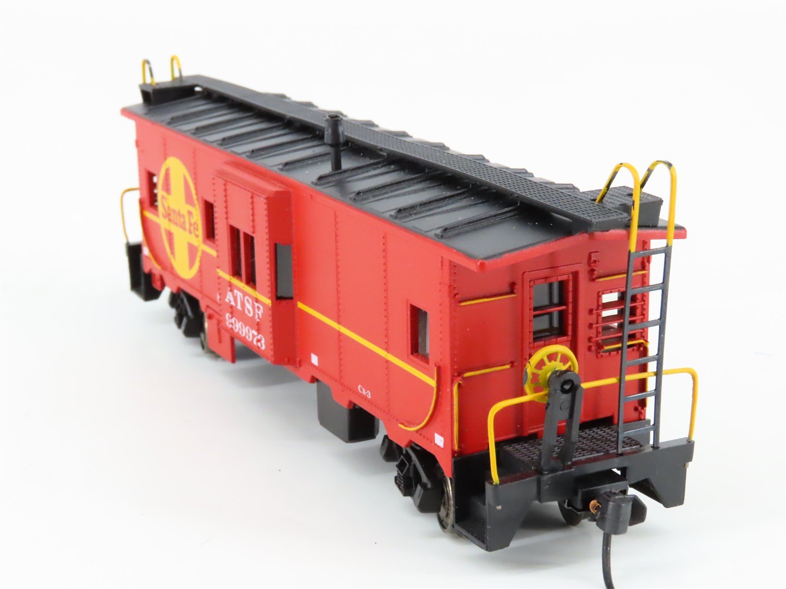 HO Scale Athearn 1286 ATSF Santa Fe Railroad Bay Window Caboose #999973