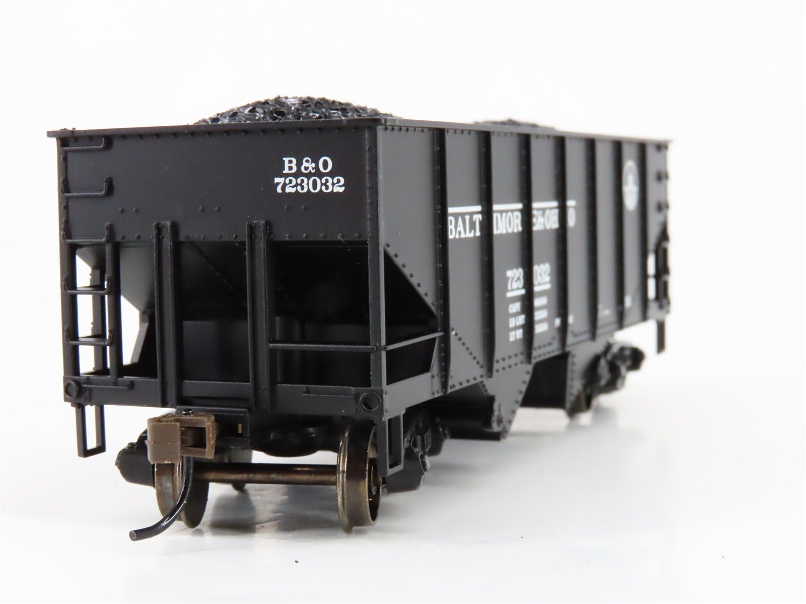 HO Scale Bachmann Silver Series 19503 B&O Baltimore & Ohio 2-Bay Hopper #723032