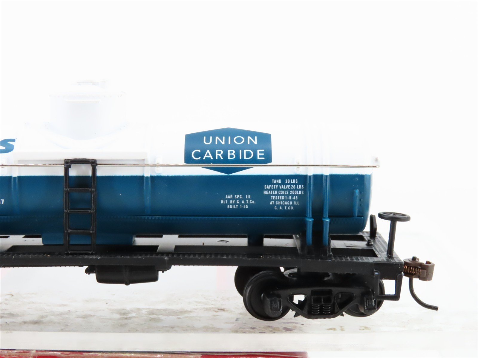 HO Scale Mantua 732307 CCBX Union Carbide 40' Single Dome Tank Car #501