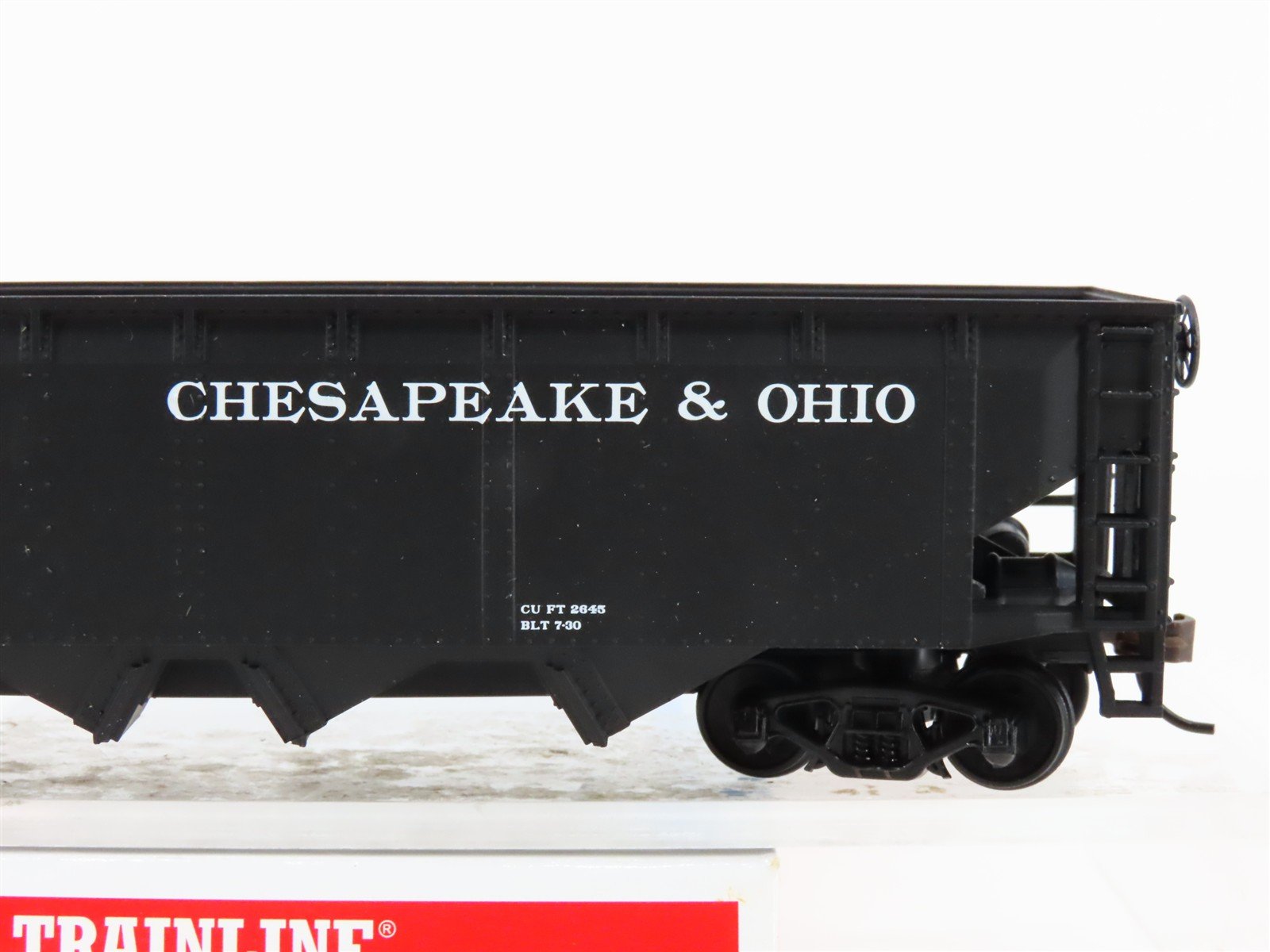 HO Walthers Trainline 931-653 C&O Chesapeake & Ohio 40' Offset Hopper #72188