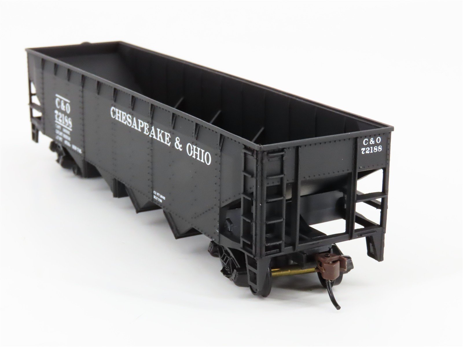 HO Walthers Trainline 931-653 C&O Chesapeake & Ohio 40' Offset Hopper #72188