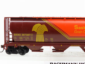 HO Scale Bachmann 76902 SKNX Saskatchewan 4-Bay Cylindrical Grain Hopper #397387