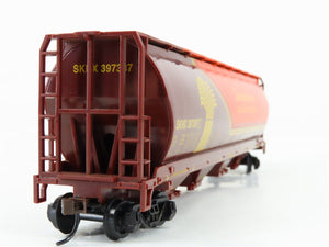 HO Scale Bachmann 76902 SKNX Saskatchewan 4-Bay Cylindrical Grain Hopper #397387