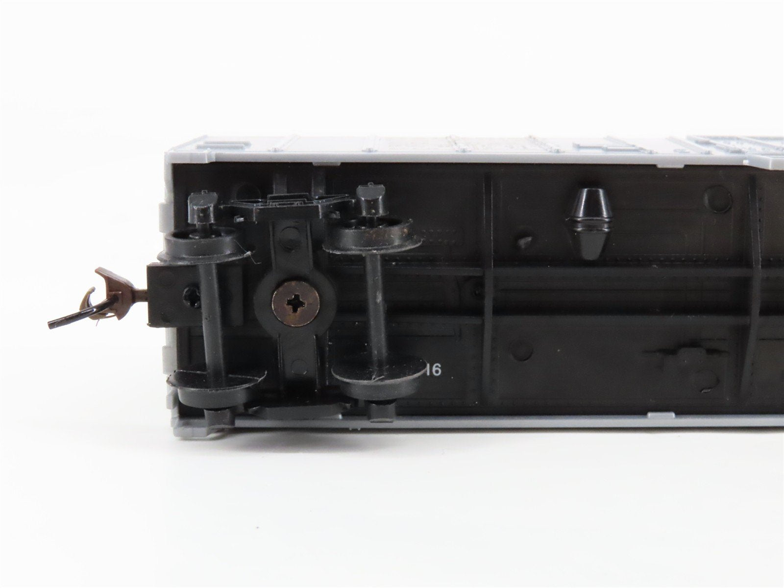 HO Scale Bachmann 76901 CN Canadian National Railroad 50' Steel Reefer #209872