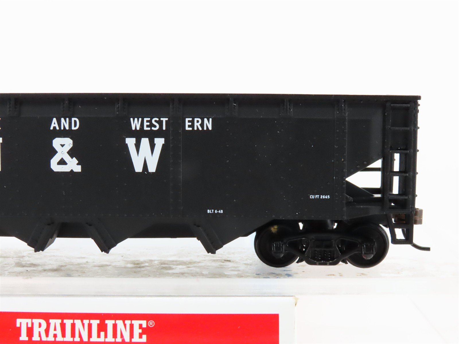 HO Walthers Trainline 931-655 N&W Norfolk & Western 40' Offset Hopper #279998