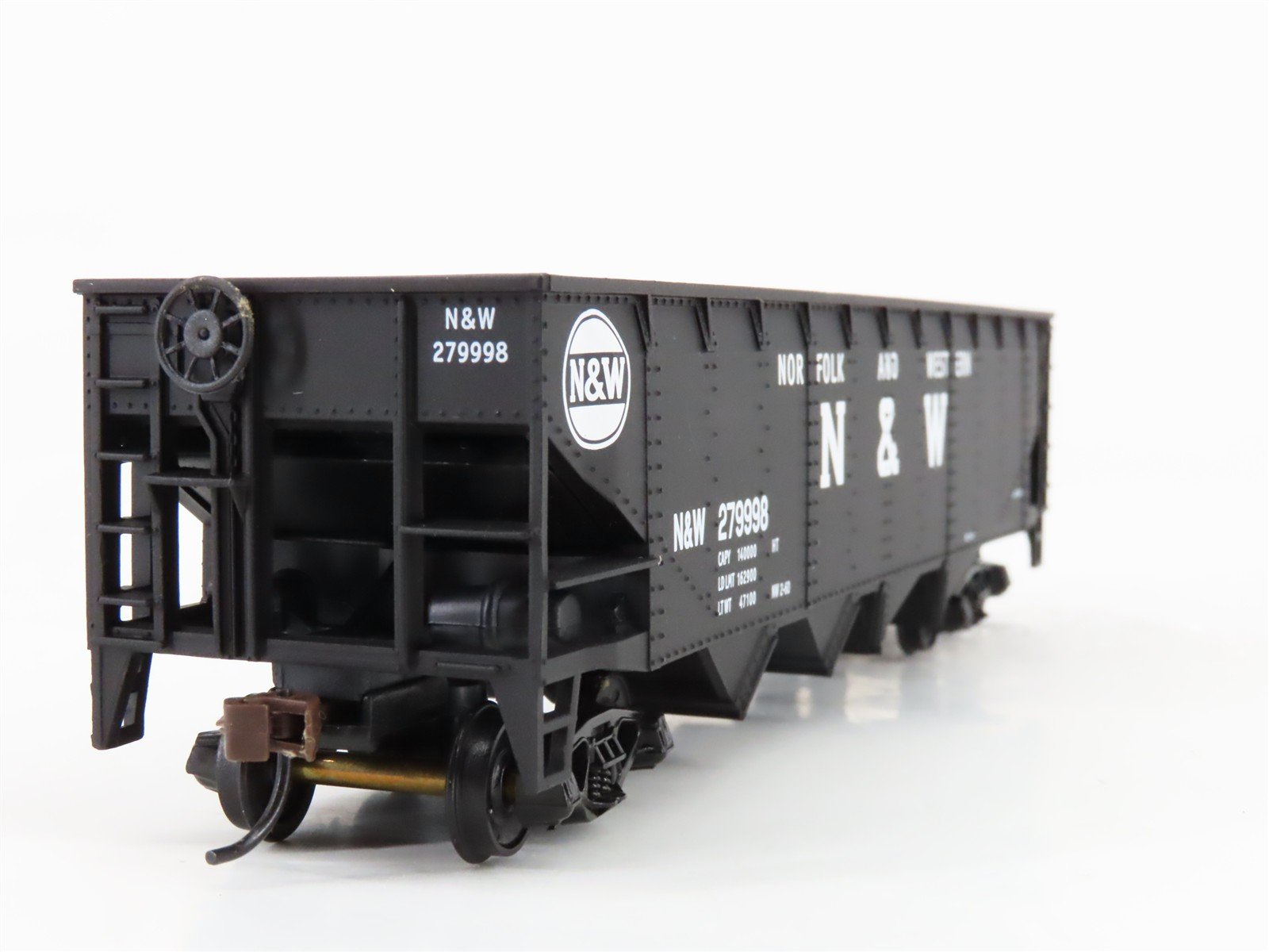 HO Walthers Trainline 931-655 N&W Norfolk & Western 40' Offset Hopper #279998