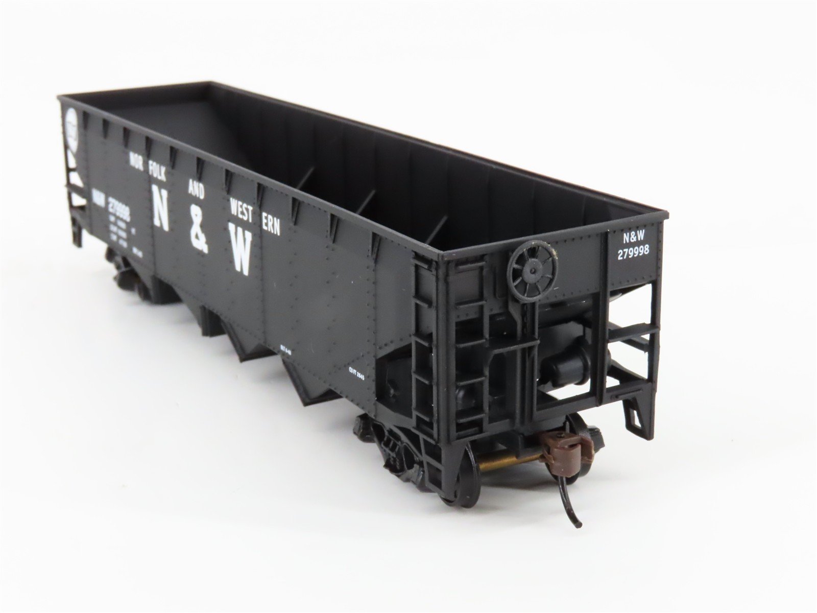 HO Walthers Trainline 931-655 N&W Norfolk & Western 40' Offset Hopper #279998