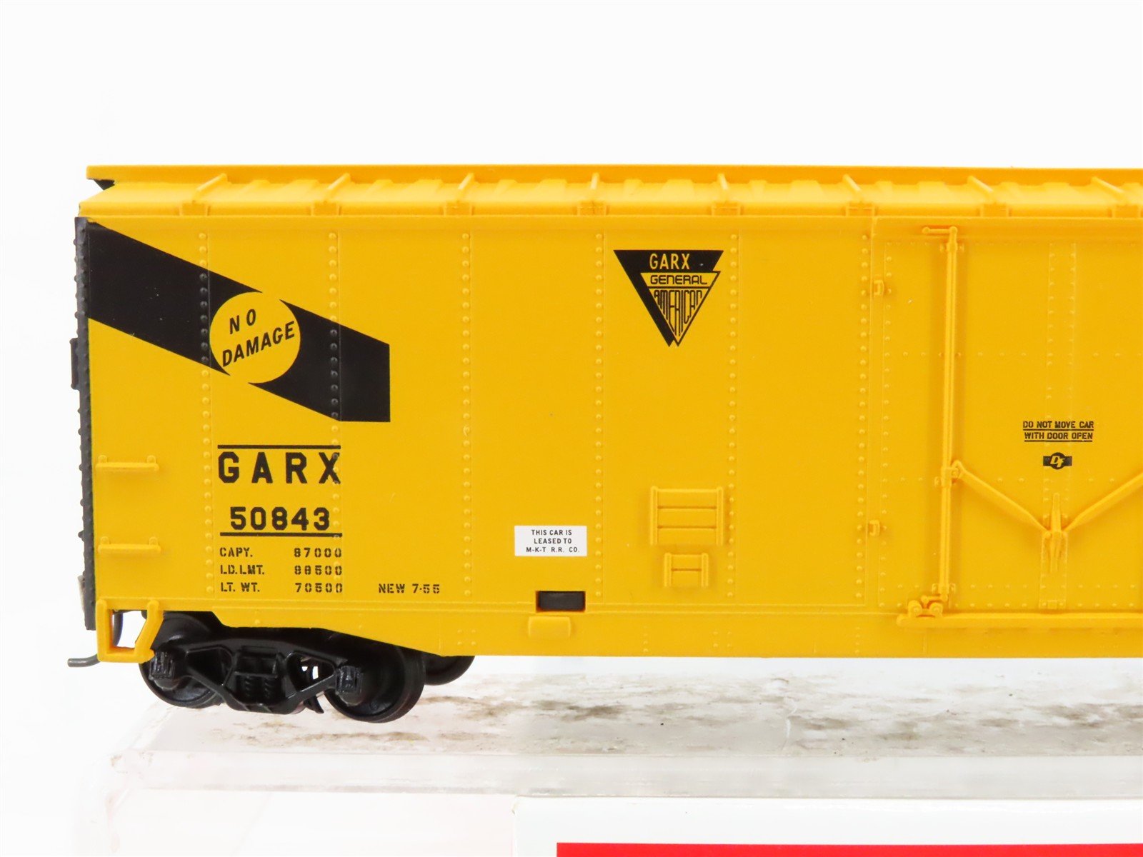 HO Walthers Trainline 931-674 GARX MKT The Katy 50' Plug Door Box Car #50843