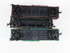 HO Scale Life-Like 8459 GN/DUPX/CNW Box Car, Tank Car, & Stock Car 3-Pack