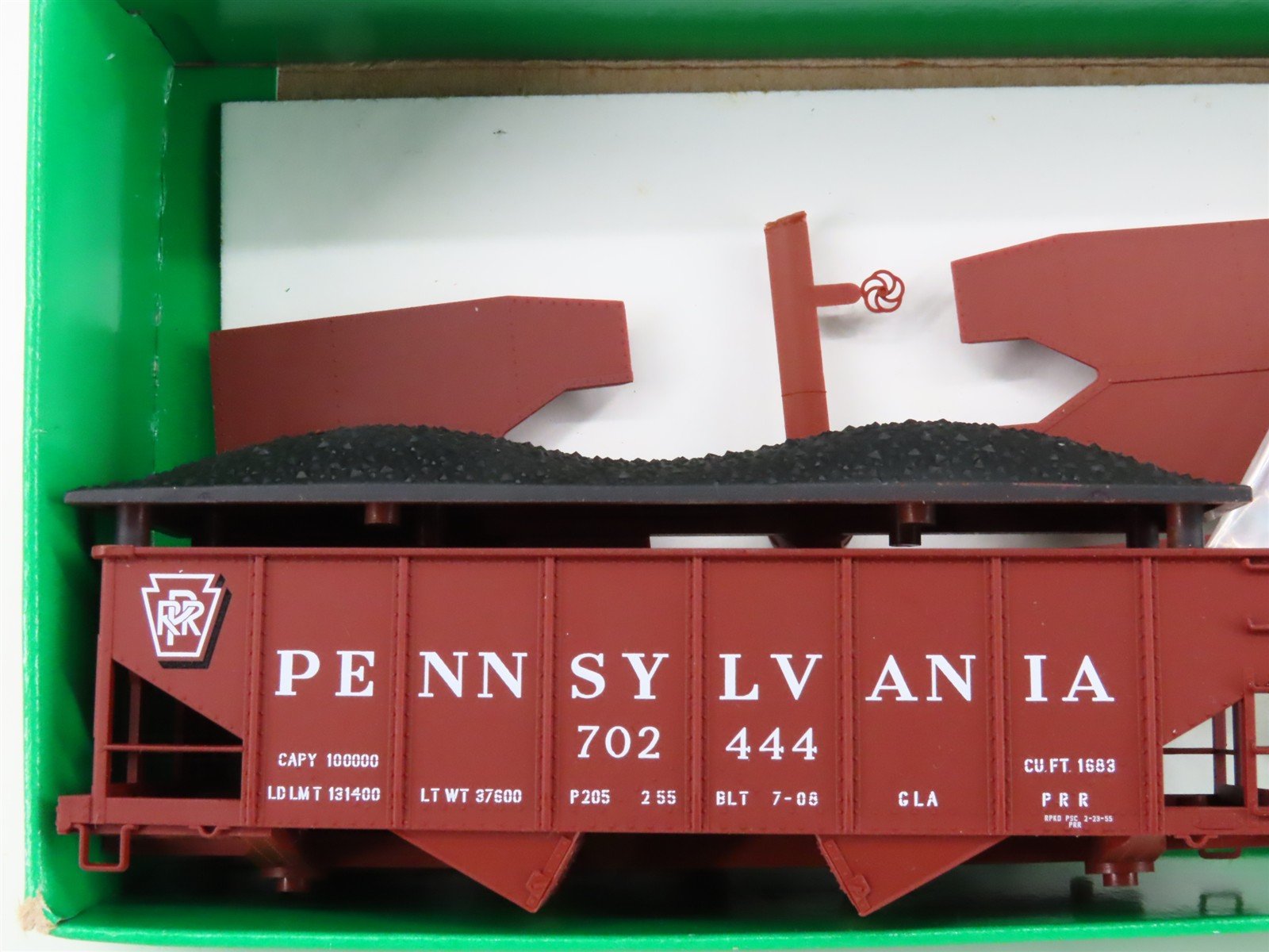 HO Scale Bowser Kit 56823 PRR Pennsylvania Railroad 2-Bay Hopper #702444