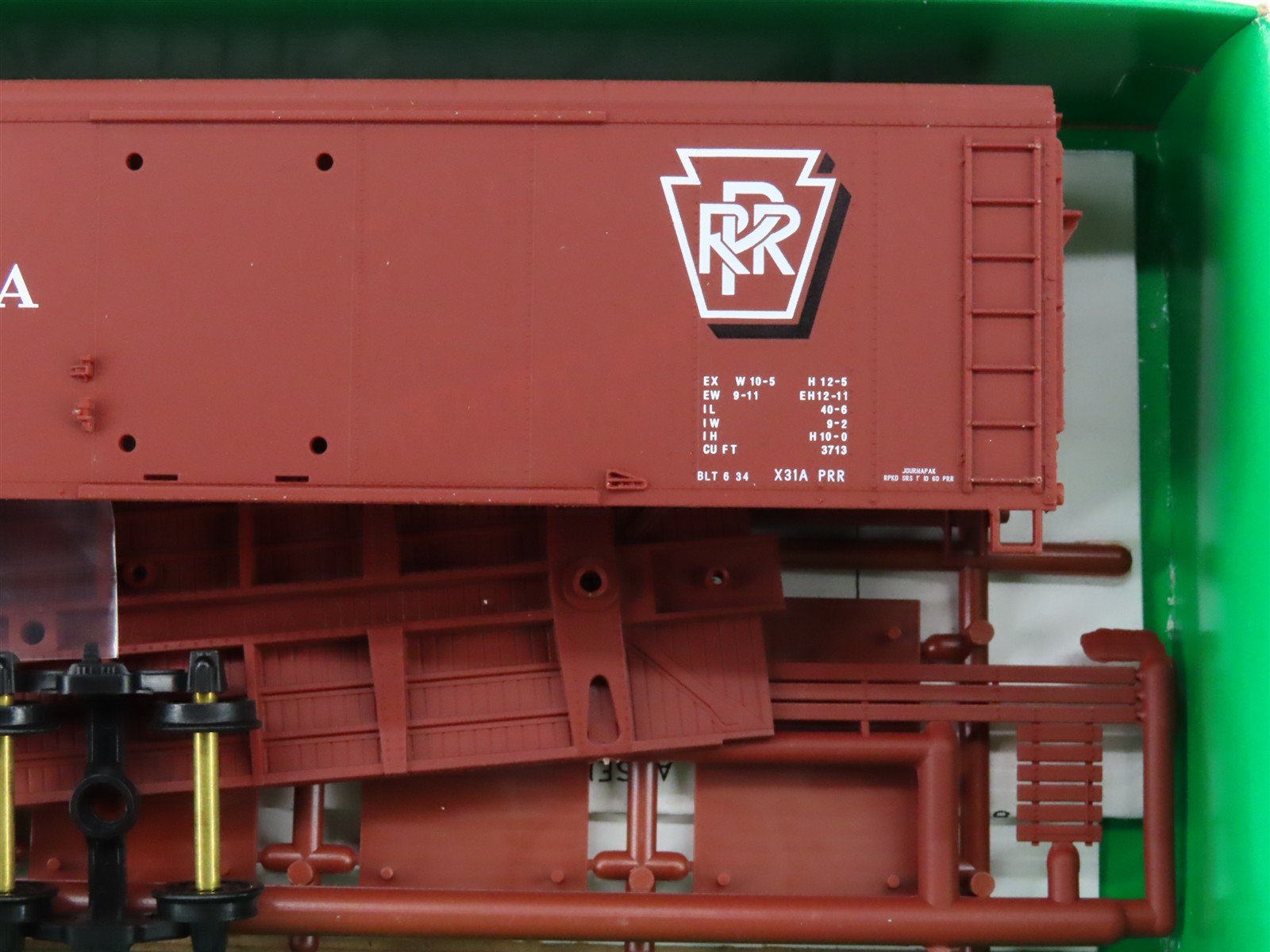 HO Scale Bowser Kit 56829 PRR Pennsylvania Railroad Round Roof Box Car #70188