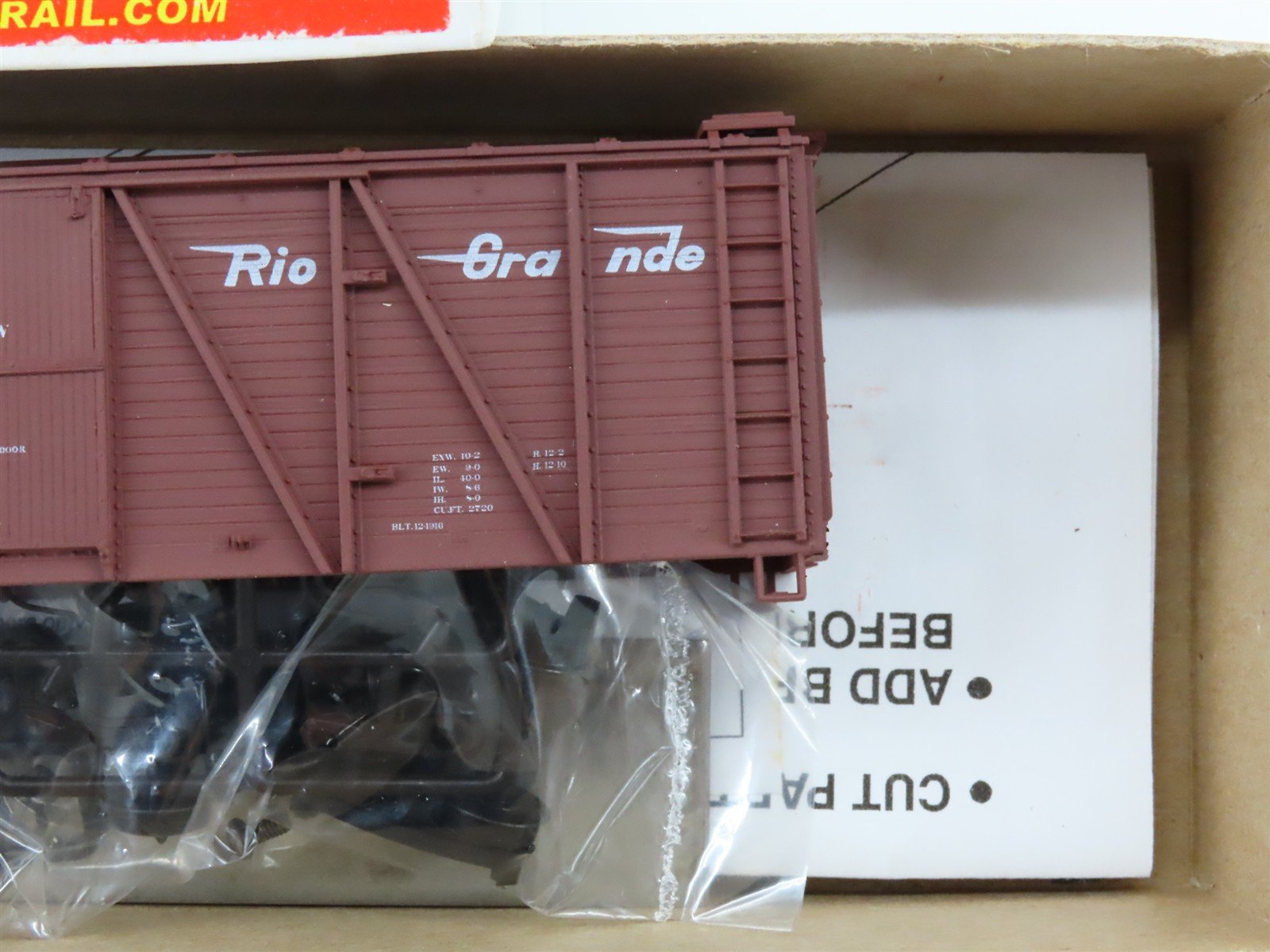 HO Scale Accurail Kit #7008.1 D&RGW Rio Grande Railroad 40' Wood Box Car #67398