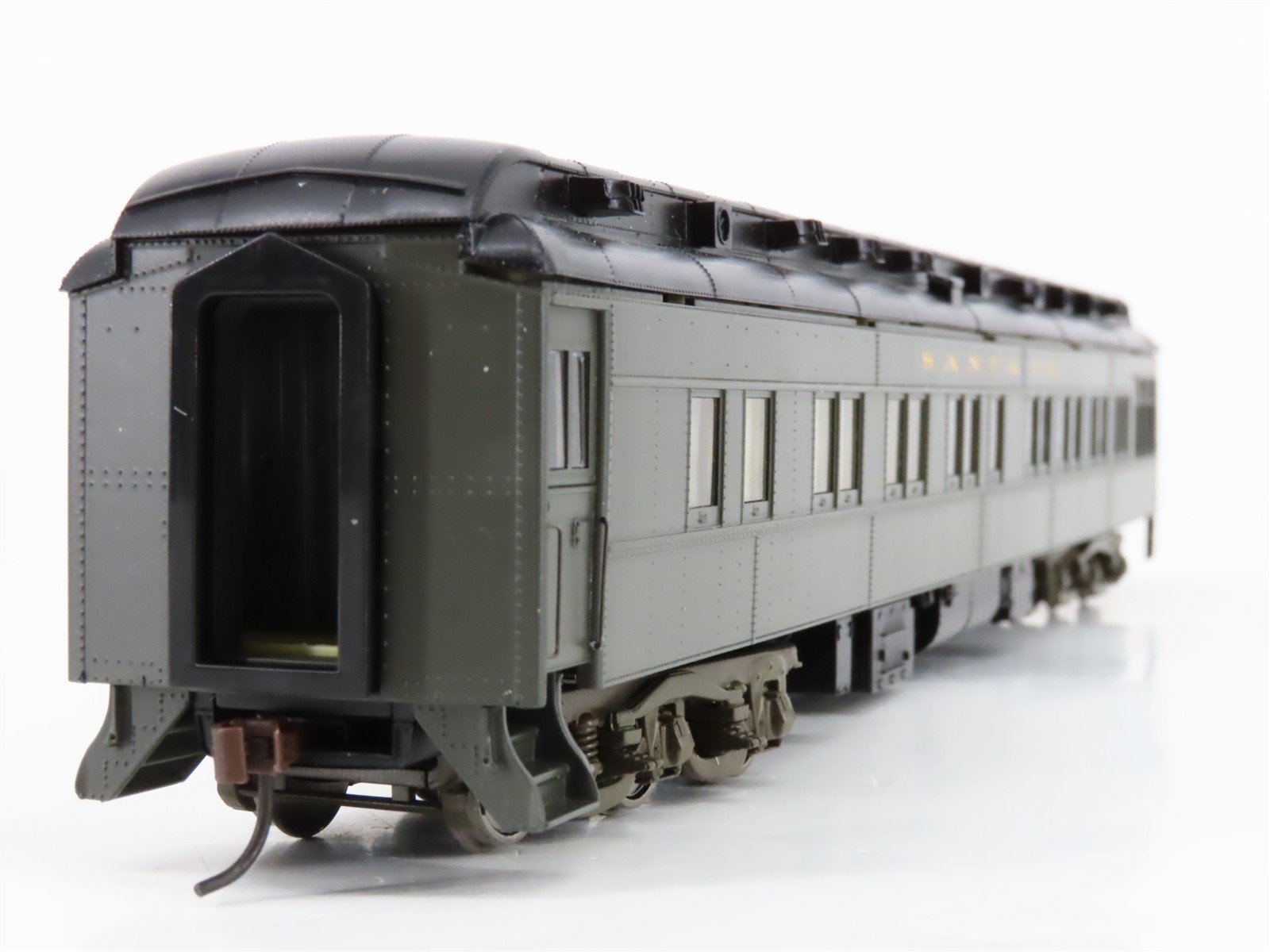 HO Walthers 932-10452 ATSF Santa Fe Pullman Heavyweight Solarium-Obs Passenger