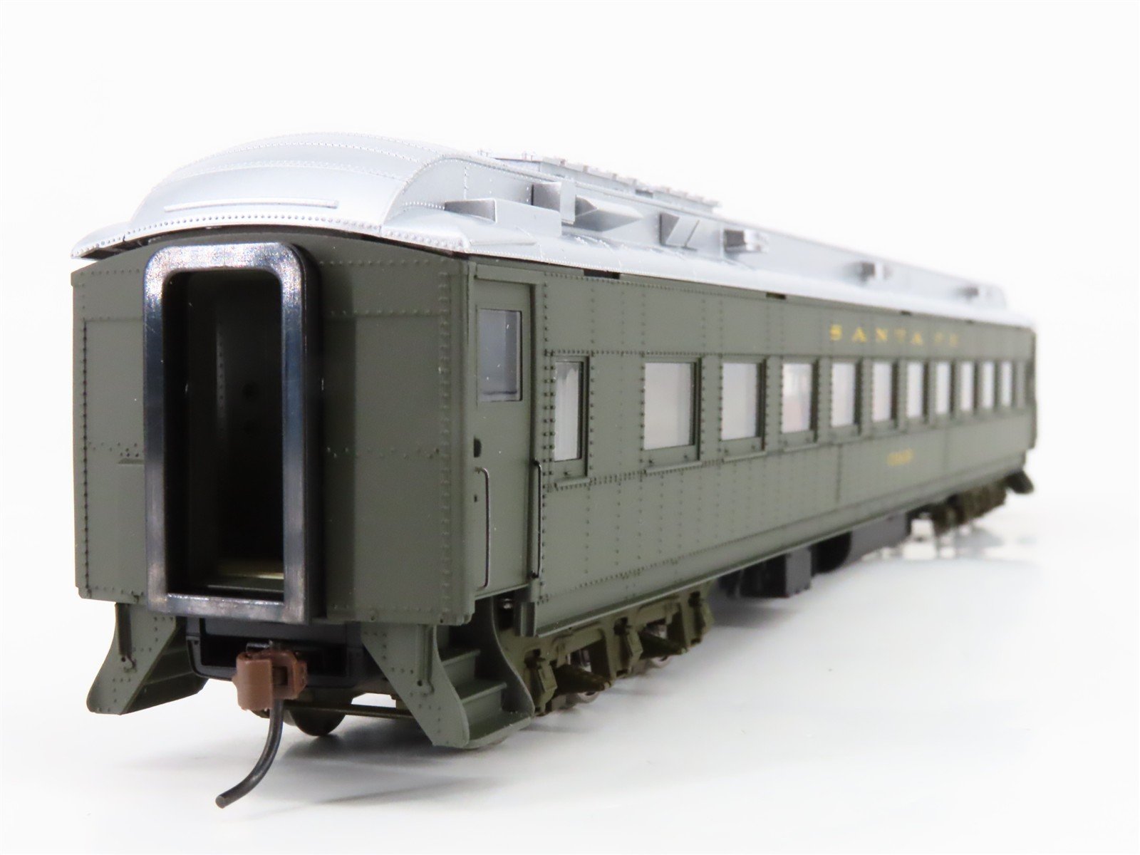HO Scale Walthers 932-10352 ATSF Santa Fe Railroad Heavyweight Chair Passenger