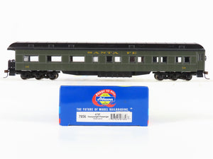 HO Scale Athearn 7856 ATSF Santa Fe Heavyweight Observation Passenger #32