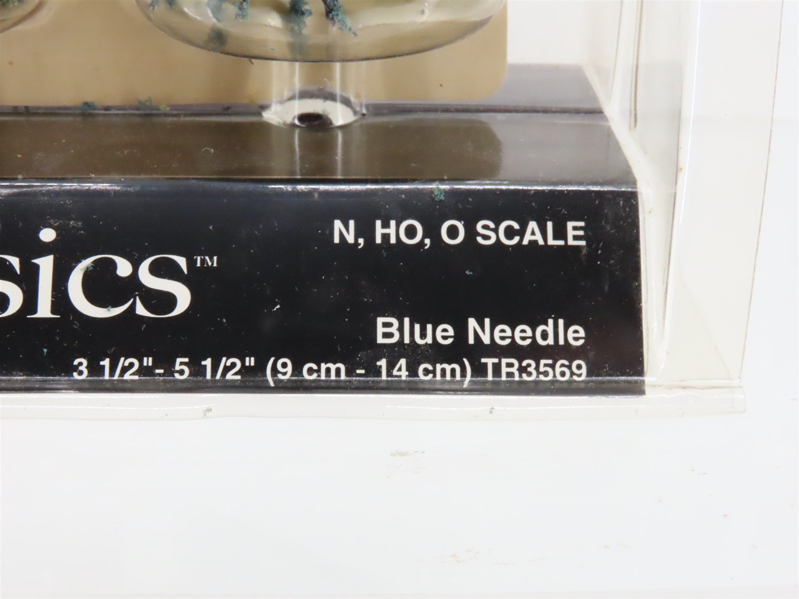 Multi-Scale Woodland Scenics TR3569 Woodland Classics Blue Needle Trees Set of 4