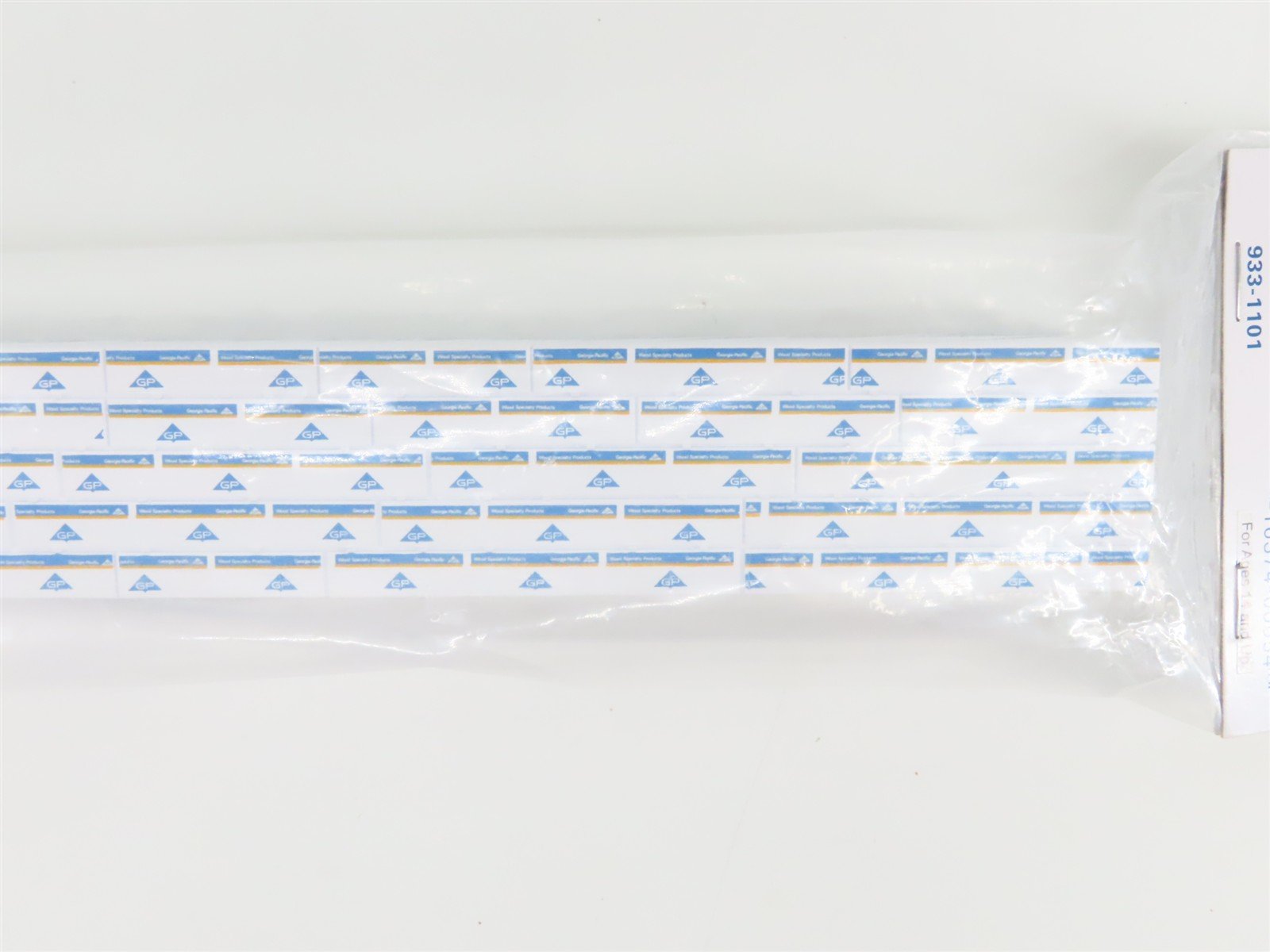 HO 1/87 Scale Walthers 933-1101 GP Georgia-Pacific Center Beam Flat Load -Sealed
