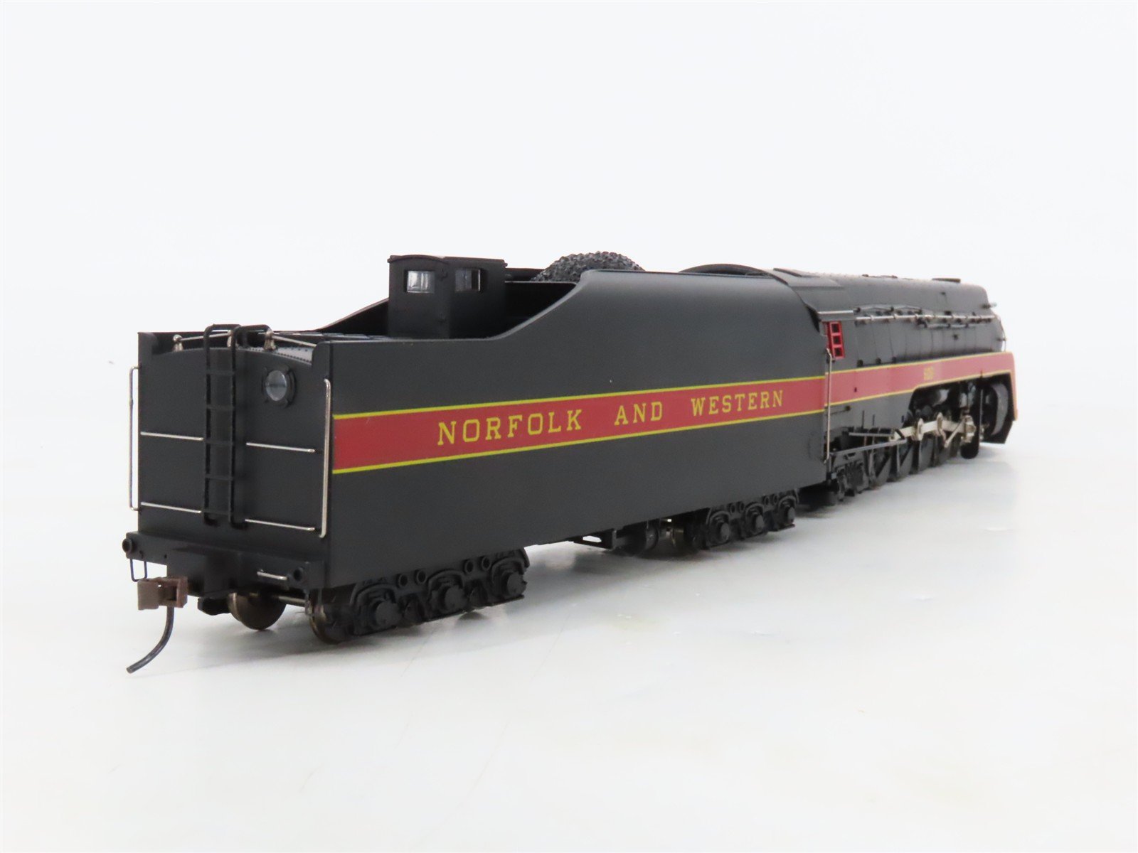 HO Scale Bachmann 82105 N&W Norfolk & Western 4-8-4 J Class Steam Loco #608