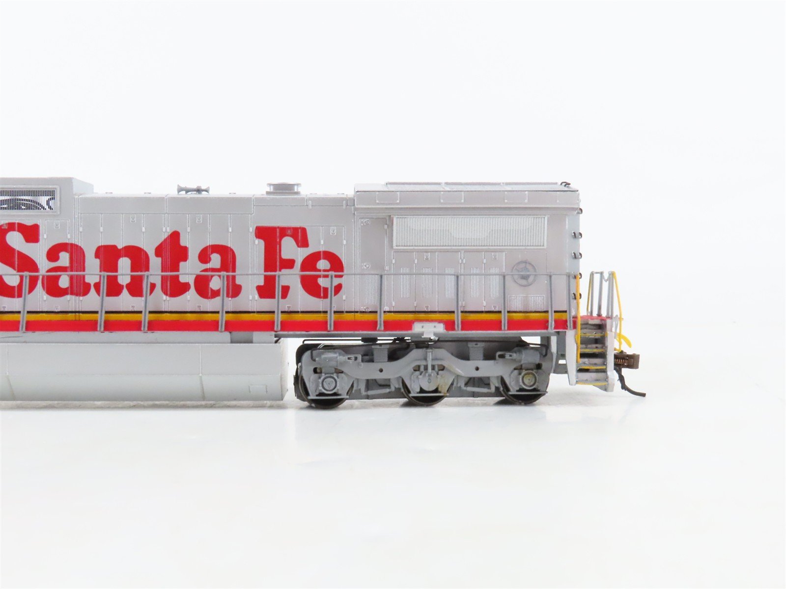 HO Scale Bachmann 83503 ATSF Santa Fe Dash 8-40CW Diesel Loco #808 wDCC