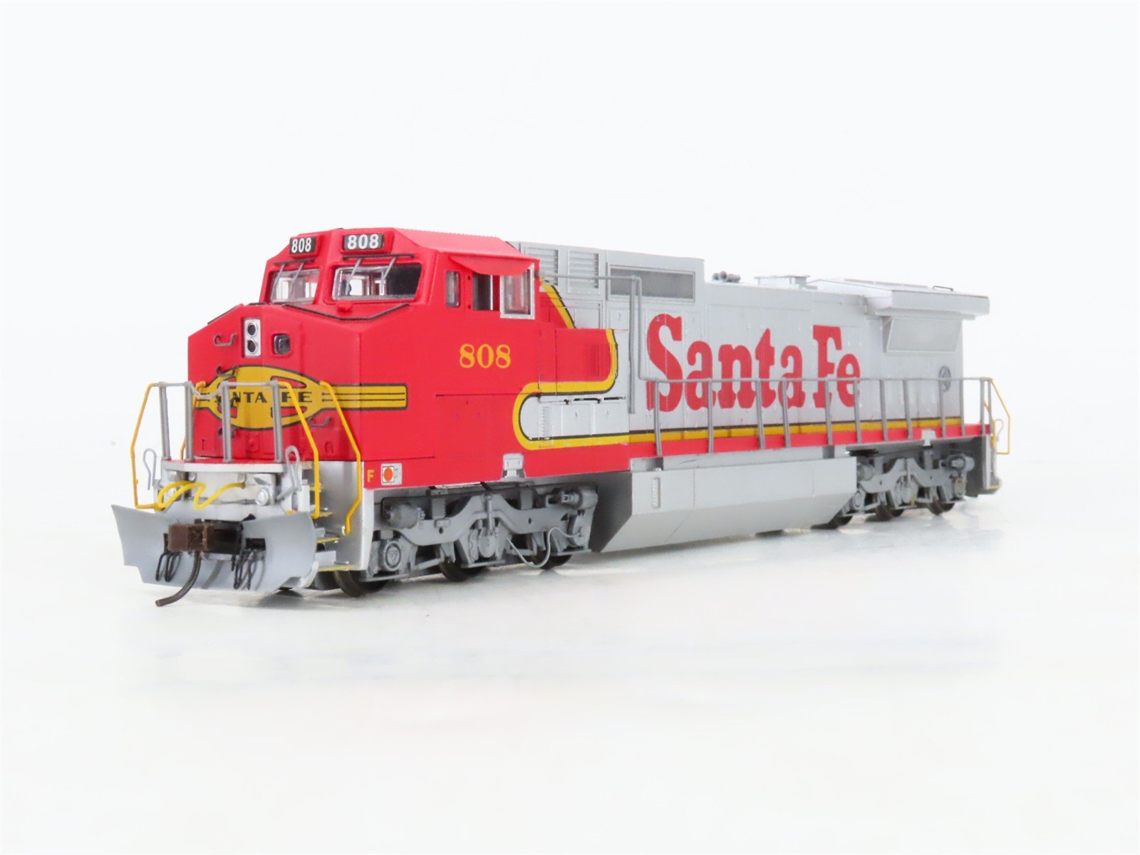 HO Scale Bachmann 83503 ATSF Santa Fe Dash 8-40CW Diesel Loco #808 wDCC