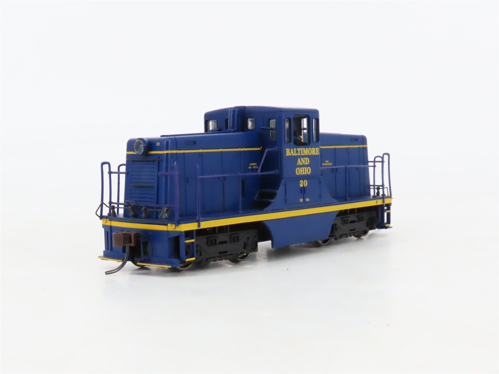 HO Scale Bachmann 80044 B&O Baltimore & Ohio GE 44-Tonner Diesel Loco #20