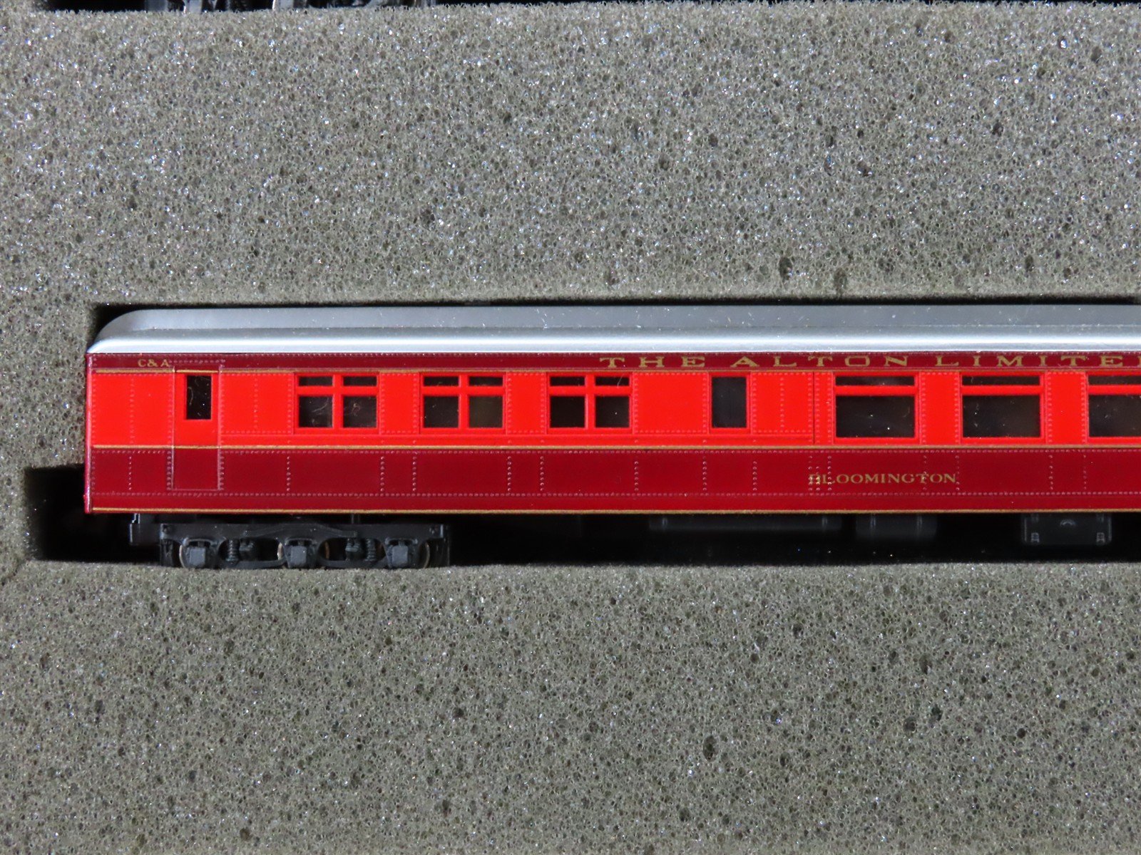N Scale Con-Cor New Alton Limited Steam Passenger 6-Car Set