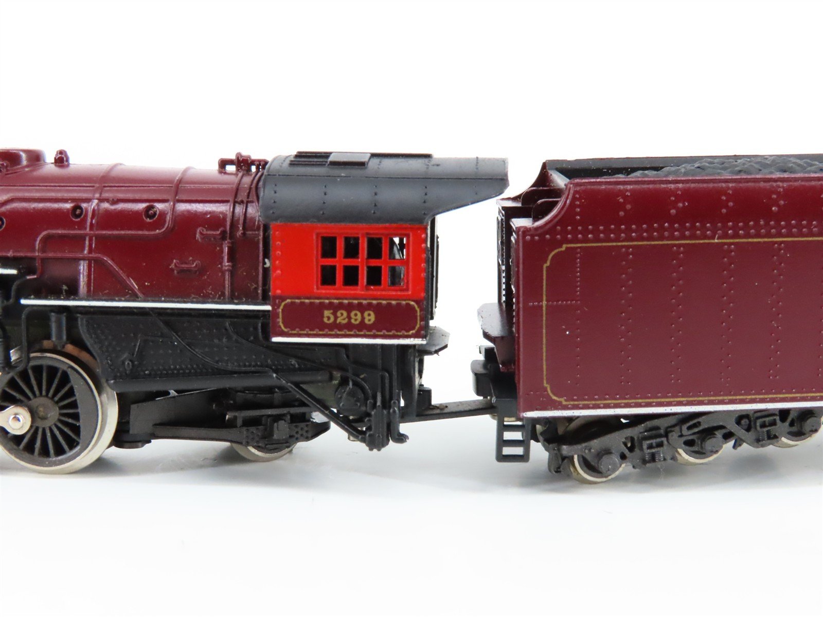 N Scale Con-Cor New Alton Limited Steam Passenger 6-Car Set