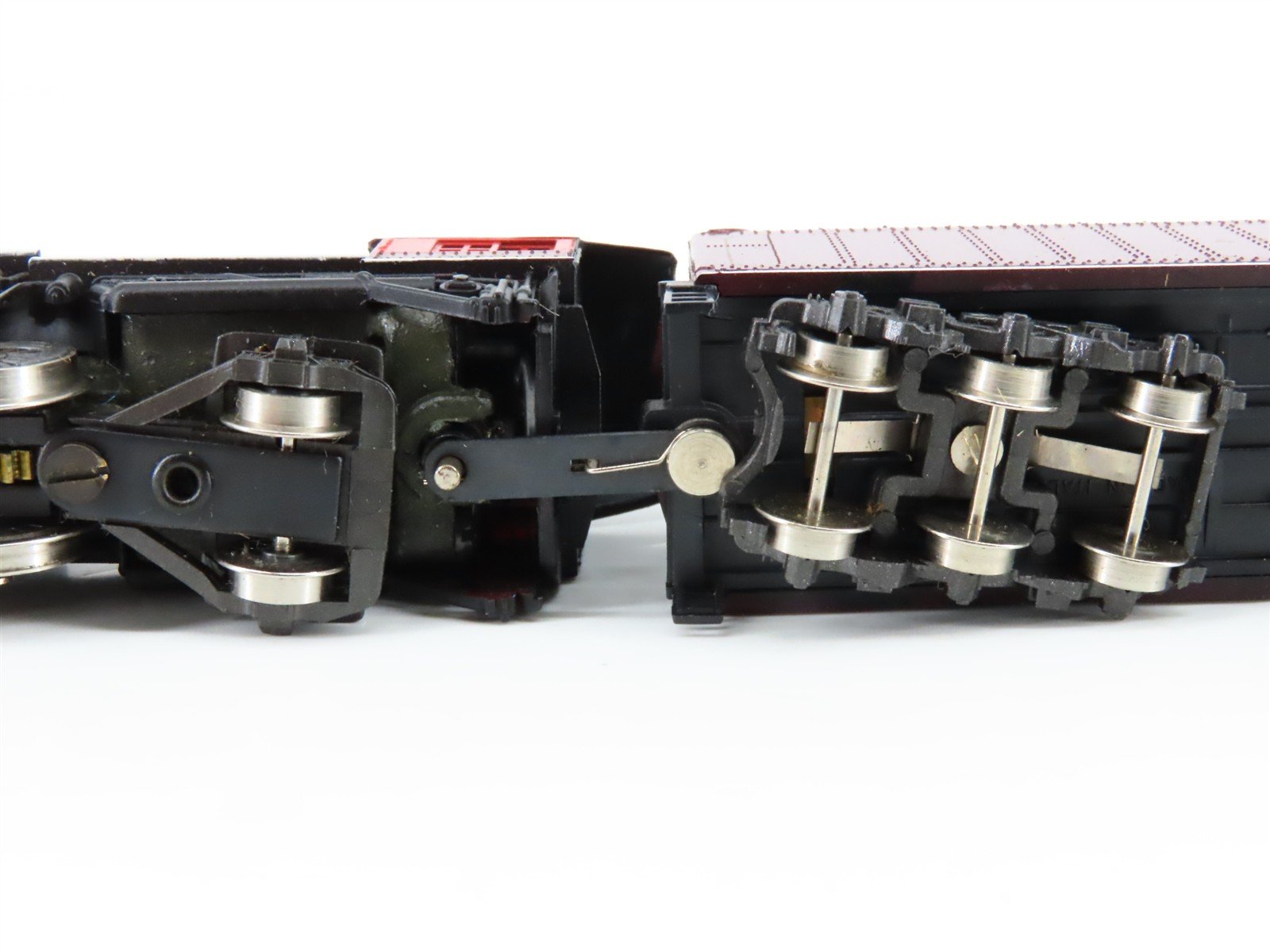 N Scale Con-Cor New Alton Limited Steam Passenger 6-Car Set