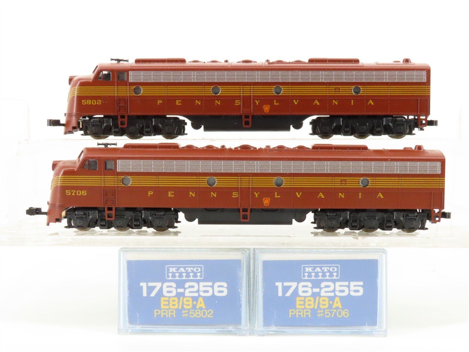 N Scale Kato PRR Pennsylvania E8/9A Diesel Locomotive 2-Pack