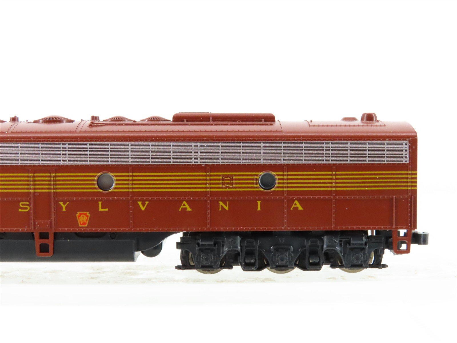 N Scale Kato PRR Pennsylvania E8/9A Diesel Locomotive 2-Pack
