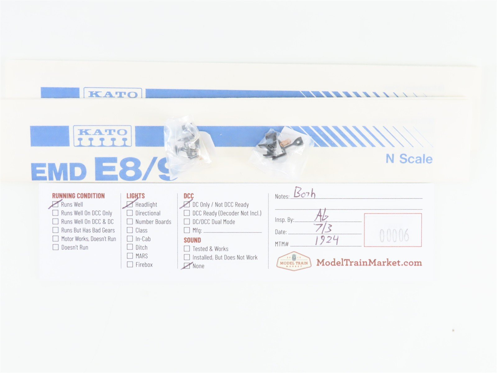 N Scale Kato PRR Pennsylvania E8/9A Diesel Locomotive 2-Pack