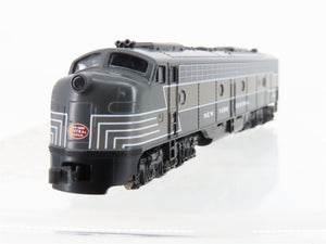 N Scale Kato NYC New York Central E8/9A Diesel Locomotive 2-Pack