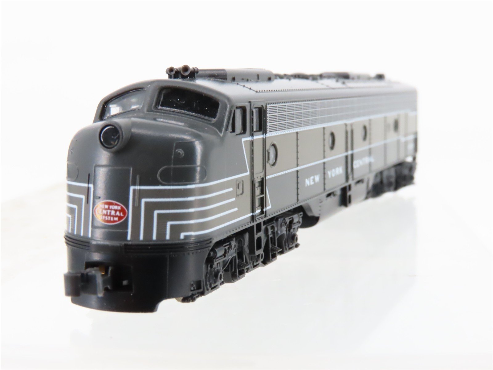 N Scale Kato NYC New York Central E8/9A Diesel Locomotive 2-Pack