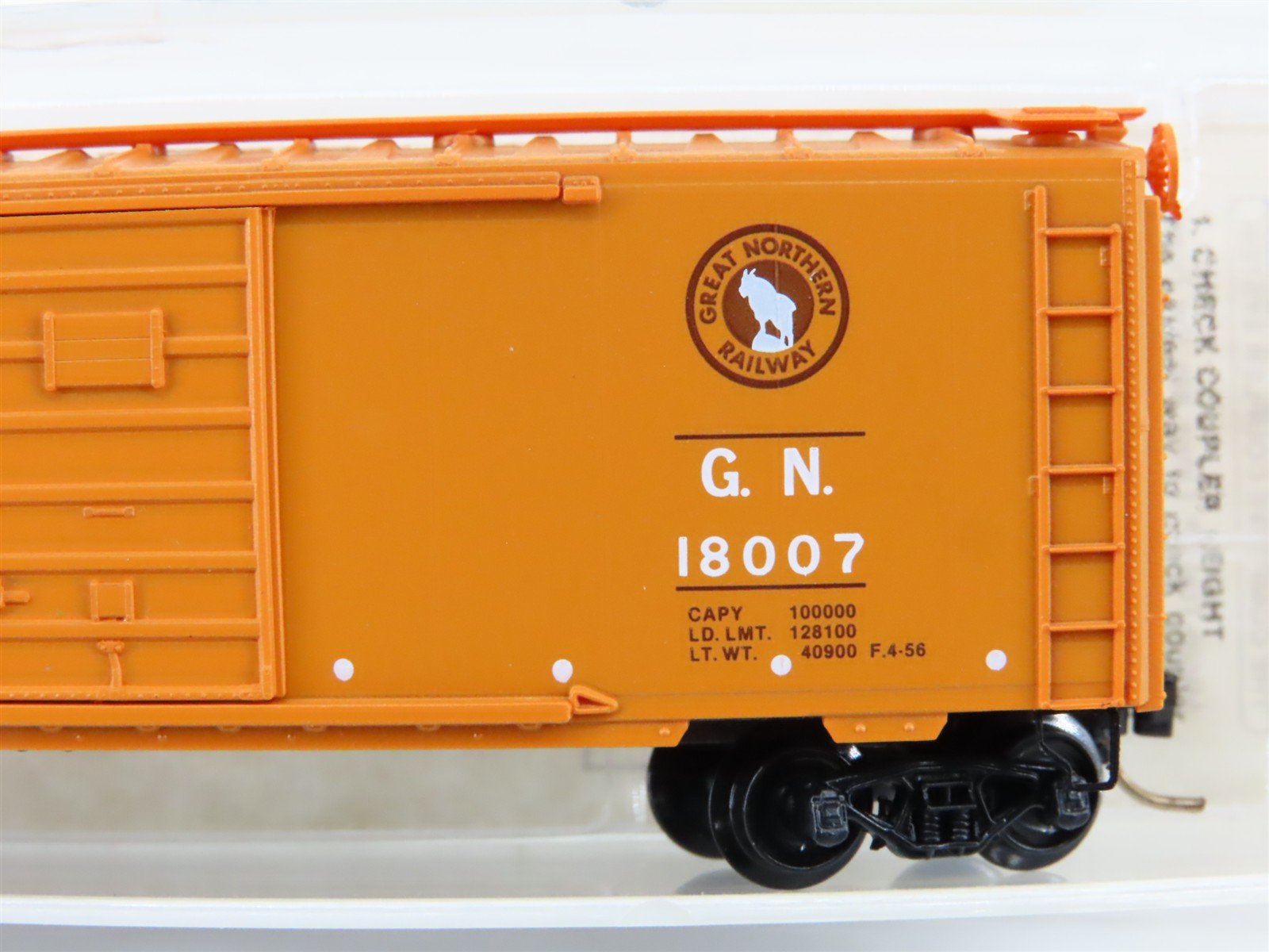 N Scale Micro-Trains MTL 20190 GN Great Northern 40' Boxcar #18007