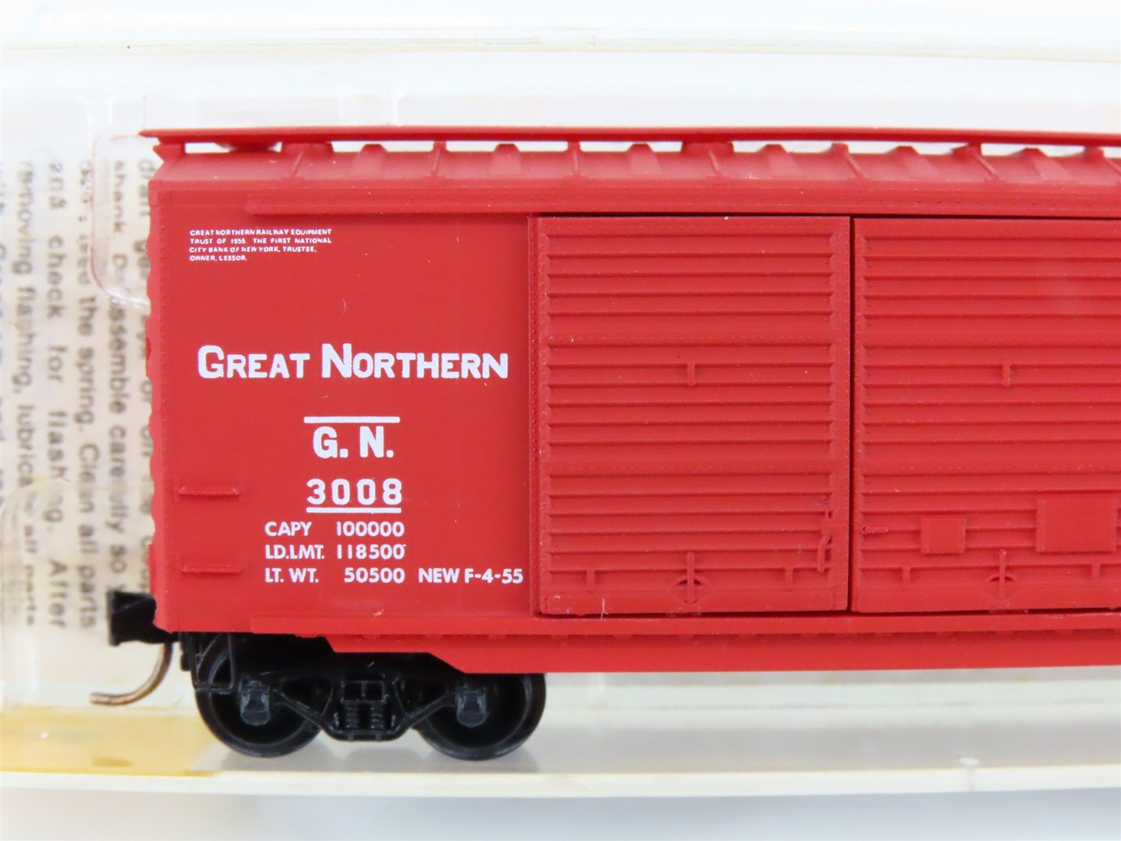 N Scale Micro-Trains/Kadee 23060 GN Great Northern 40' Boxcar #3008