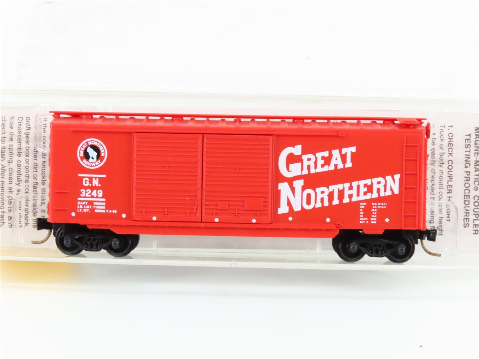 N Scale Micro-Trains MTL 23200 GN Great Northern 40' Boxcar #3249