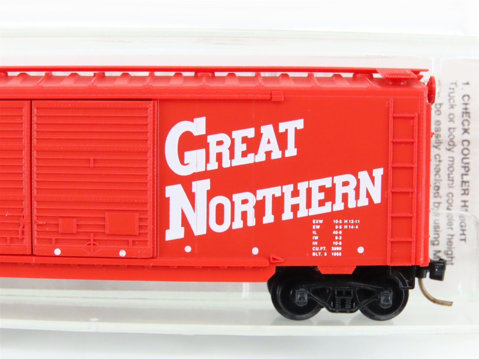 N Scale Micro-Trains MTL 23200 GN Great Northern 40' Boxcar #3249