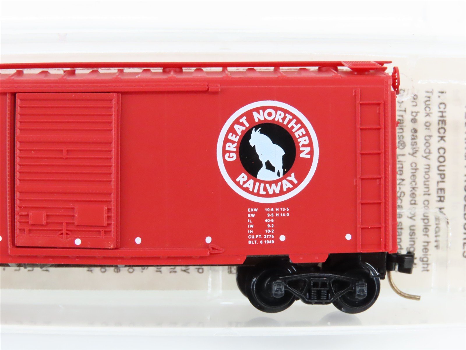 N Scale Micro-Trains MTL 20156 GN Great Northern 40' Boxcar #18748