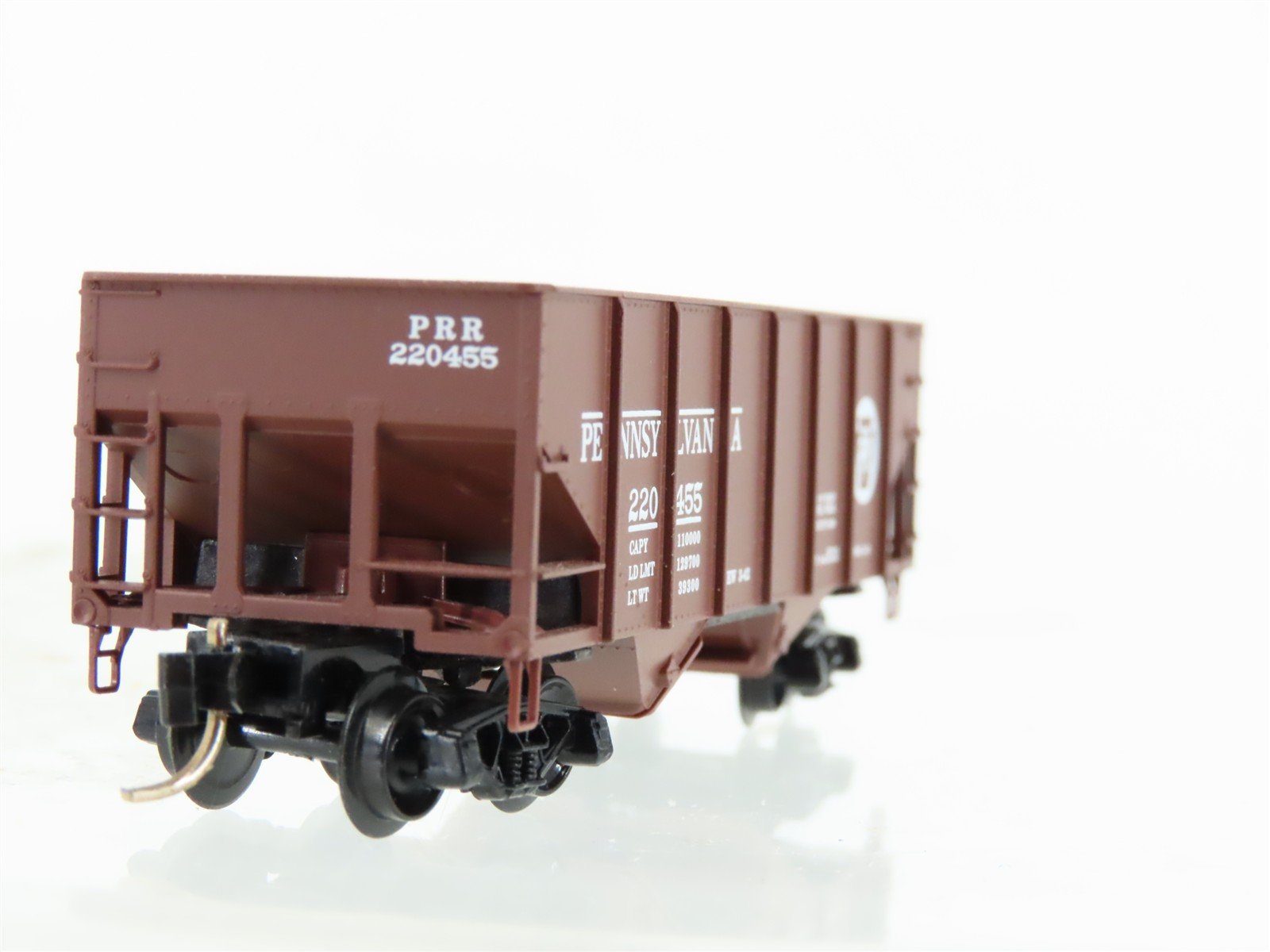 N Scale Micro-Trains MTL 56060 PRR Pennsylvania 33' Twin Bay Hopper #220455