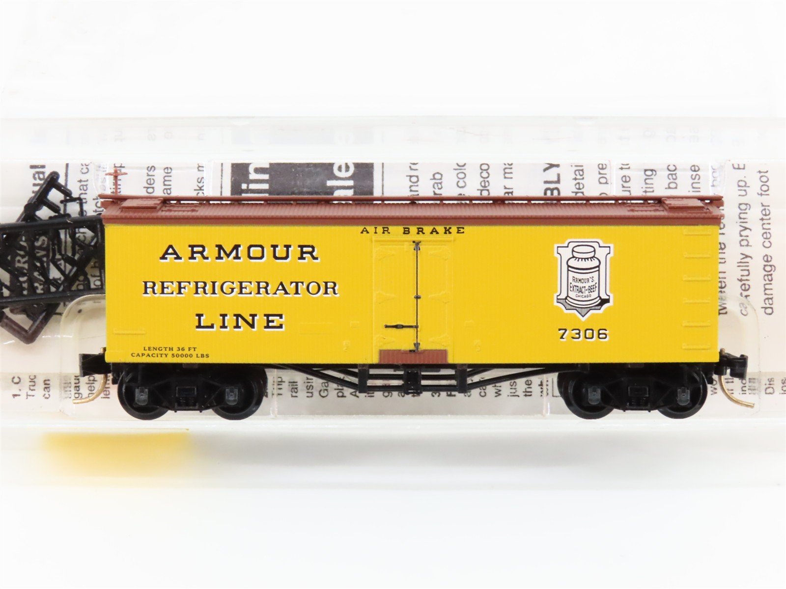 N Scale Micro-Trains MTL 49390 Armour Refrigerator Line 40' Wood Reefer #7306
