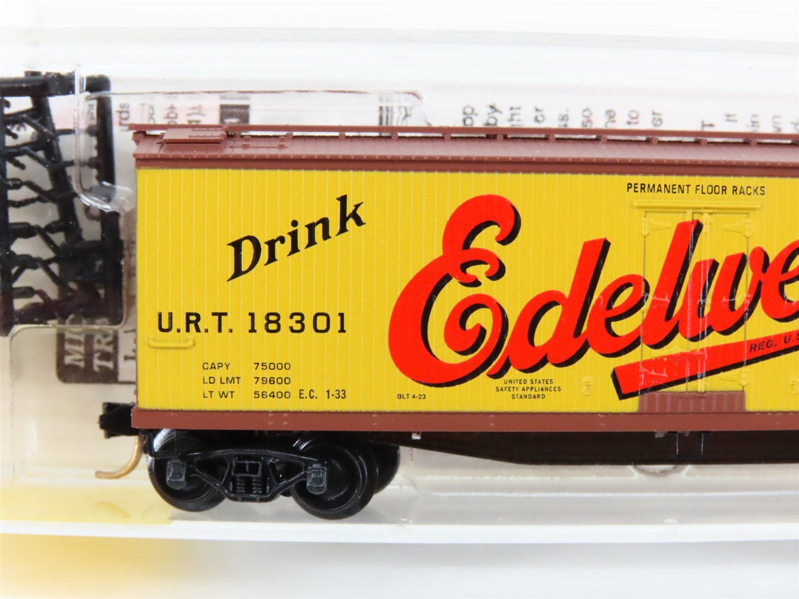N Scale Micro-Trains MTL 49430 URT Edelweiss 40' Wood Reefer #18301