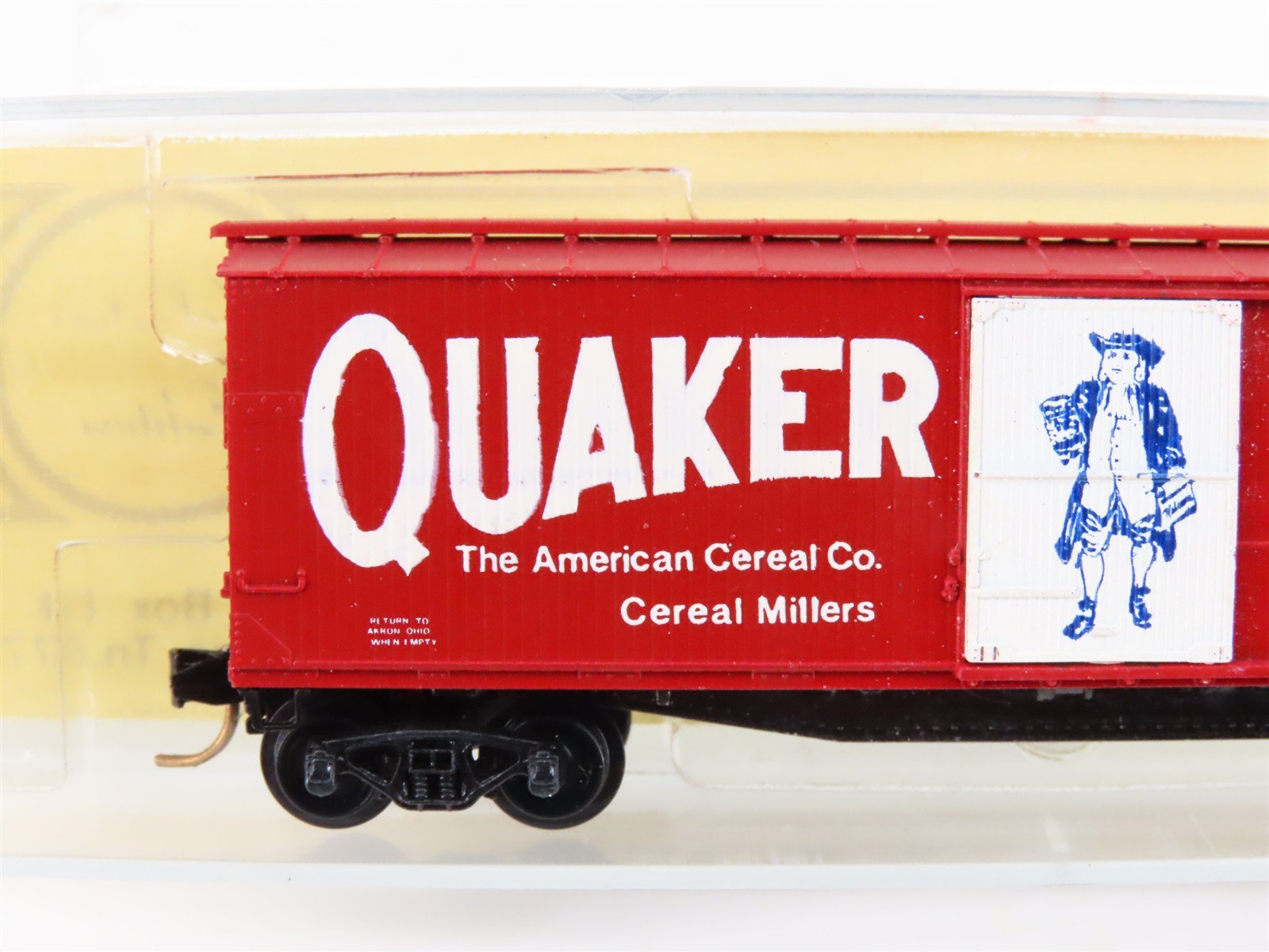 N Scale Kadee/Aksarben Quaker Oats 40' Wood Boxcar #440