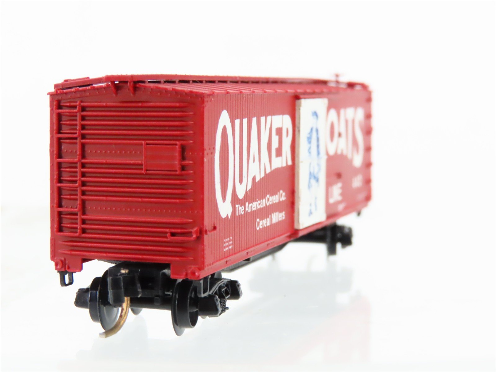 N Scale Kadee/Aksarben Quaker Oats 40' Wood Boxcar #440