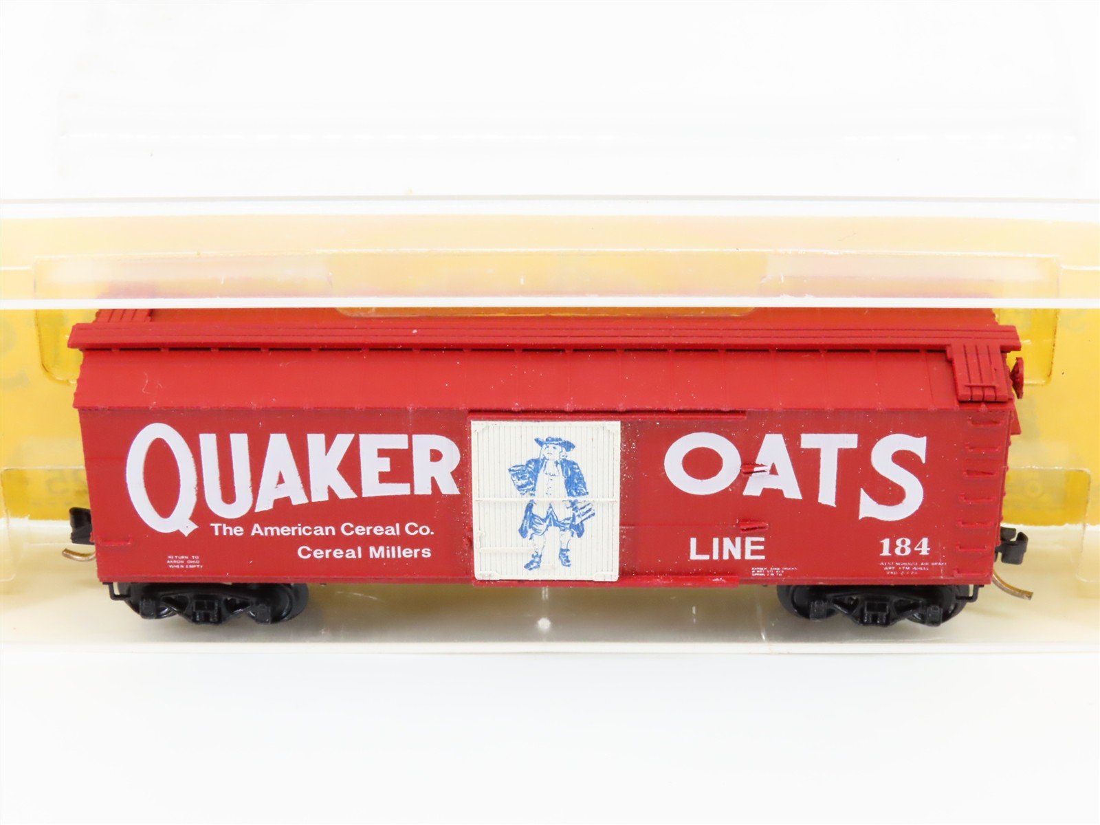 N Scale Kadee/Aksarben Quaker Oats 40' Wood Boxcar #184